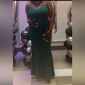 Brand: Windsor color: Green sparkly size: Large